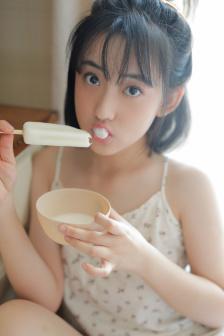乖女的嫩奶水H